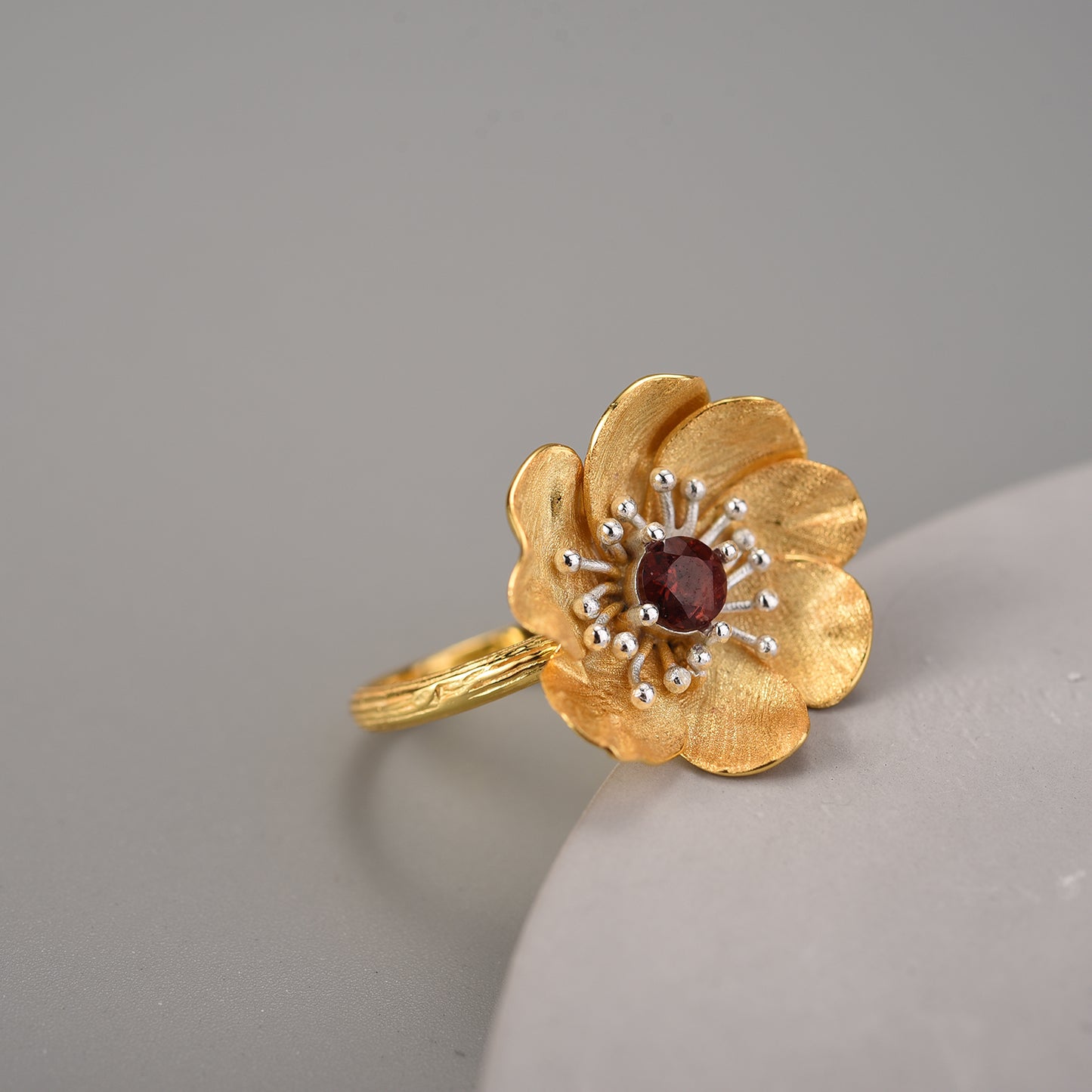 Sliver ring, shape as Flower with stone, Chandi earring, chandi ring, 18k gold plated, chandi online store.